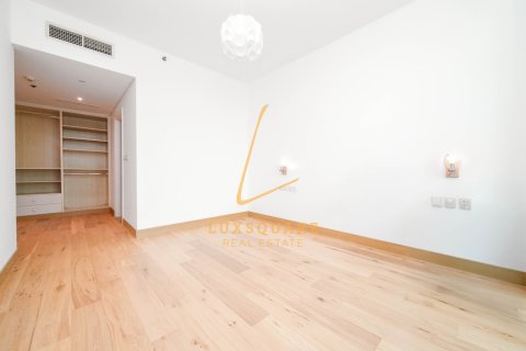 Apartamento en alquiler en The Views, Dubai, EAU 2 dormitorios, 132 m2 № 677173 - foto 16