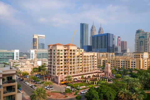 Apartamento en alquiler en The Views, Dubai, EAU 2 dormitorios, 132 m2 № 677173 - foto 30