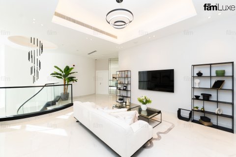 Villa en venta en Al Wasl, Dubai, EAU 5 dormitorios, 994.2 m2 № 597938 - foto 22