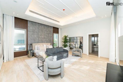 Villa en venta en Al Wasl, Dubai, EAU 5 dormitorios, 994.2 m2 № 597938 - foto 8