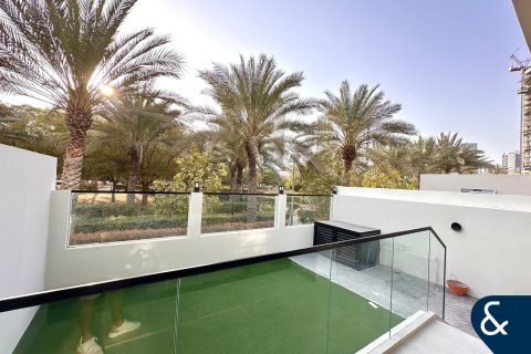 Jumeirah Village Circle, Dubai, संयुक्त अरब अमीरात में टाउनहाउस, 4 बेडरूम, 212 वर्ग मीटर, संख्या 666713 - फ़ोटो 14