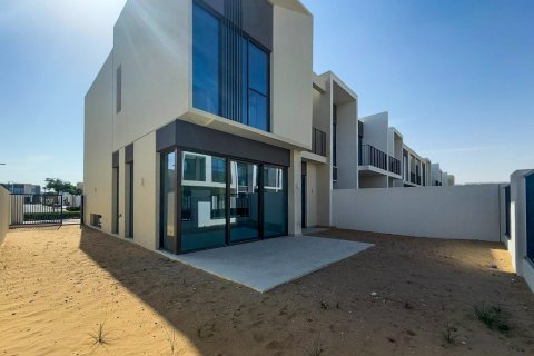 Stadthaus zur Miete in Jumeirah Village Triangle, Dubai, VAE 4 Schlafzimmer, 257.51968376 m2 Nr. 725871 - Foto 3