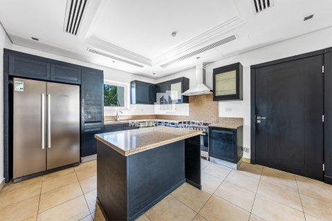 Vila di Al Furjan, Dubai, UEA 4 kamar tidur, 502 m2 nomor 664261 - foto 5