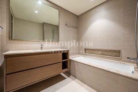 Apartment in Palm Jumeirah, Dubai, UAE 2 bedrooms, 110.74037600 sq.m. № 583445 - photo 2