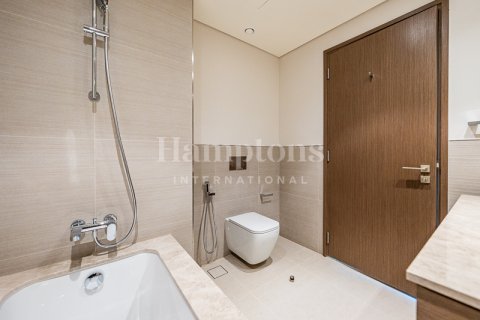 Apartment in Palm Jumeirah, Dubai, UAE 2 bedrooms, 110.74037600 sq.m. № 583445 - photo 16