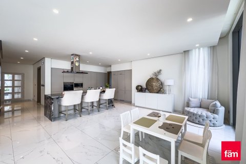 Vila u Al Furjan, Dubai, UAE 6 spavaćih soba, 610.4 m2 Br. 769255 - fotografija 5
