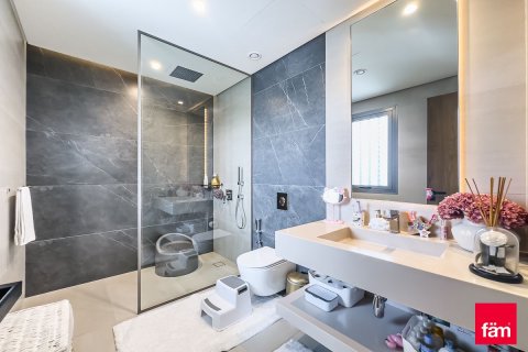 Vila u Al Furjan, Dubai, UAE 6 spavaćih soba, 610.4 m2 Br. 769255 - fotografija 17