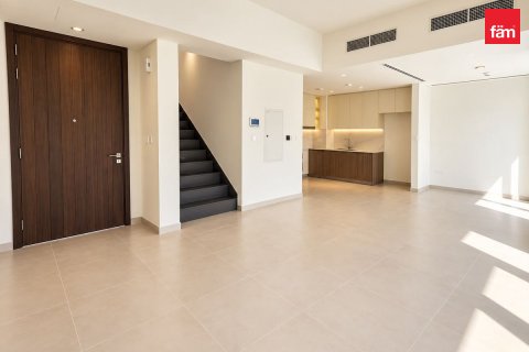 Villa zur Miete in Dubai, VAE 3 Schlafzimmer, 174 m2 Nr. 769253 - Foto 1