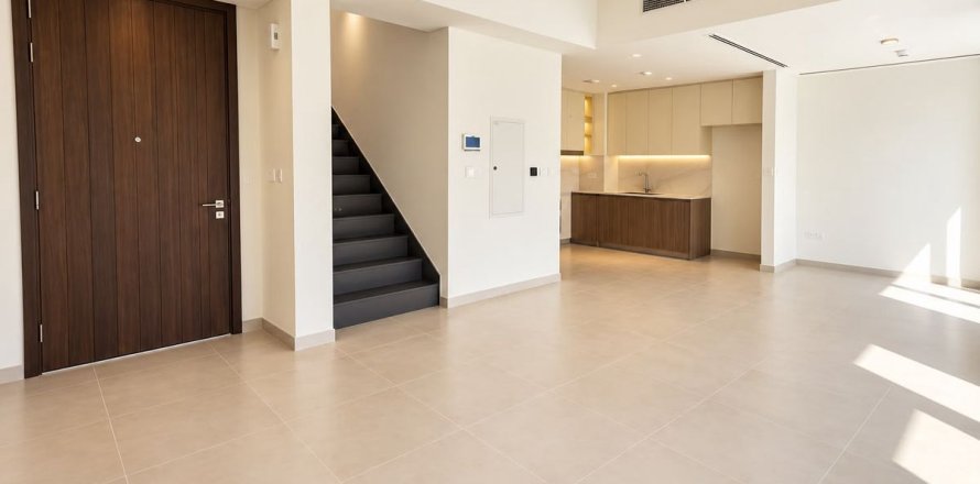 Villa in Dubai, VAE: 3 Schlafzimmer, 174 m2 Nr. 769253