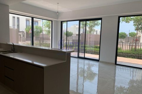 Вилла Al Hamra Village, Рас-эль-Хайма, БАӘ-да 3 жатын бөлмелер, 184 м² № 720379 - фото 5