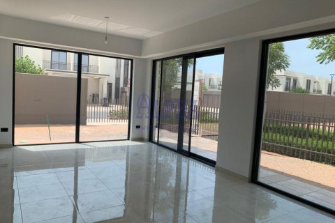 Вилла Al Hamra Village, Рас-эль-Хайма, БАӘ-да 3 жатын бөлмелер, 184 м² № 720379 - фото 11