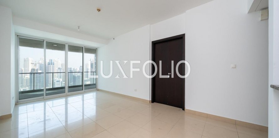 Apartment in Jumeirah Lake Towers, Dubai, UAE 1 bedroom, 115 sq.m. № 628290