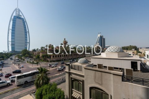 Apartament në Umm Suqeim, Dubai, Emiratet e Bashkuara Arabe 1 dhomë gjumi, 72 m2. № 628292 - Foto 16