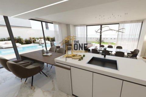 Vila v Al Hamra Village, Ras Al Khaimah, SAE 5 ložnice, 824 m² Č.: 578319 - fotografie 9
