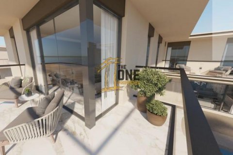 Villa in Al Hamra Village, Ras Al Khaimah, UAE 5 bedrooms, 828.5 sq.m. № 578322 - photo 5