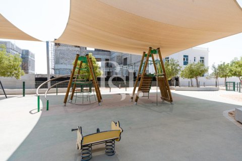 וילה למכירה ב Abu Dhabi, איחוד האמירויות  5 חדרי שינה, 929 מ"ר, מספר 717355 - תמונה 1