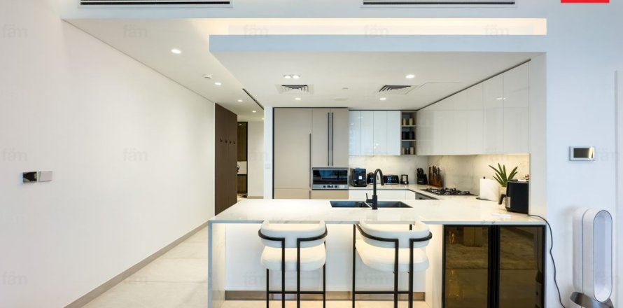 Apartment in Dubai Hills Estate, UAE 2 bedrooms, 120.9 sq.m. № 702692