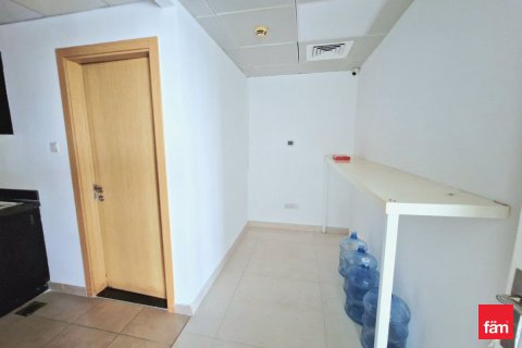 Oficina en alquiler en Dubai, EAU 102 m2 № 702694 - foto 7