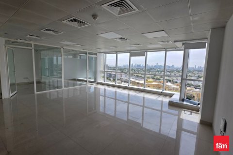 Oficina en alquiler en Dubai, EAU 102 m2 № 702694 - foto 2