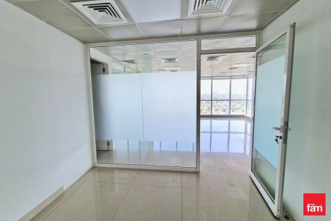 Oficina en alquiler en Dubai, EAU 102 m2 № 702694 - foto 15