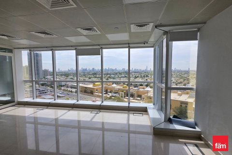 Oficina en alquiler en Dubai, EAU 102 m2 № 702694 - foto 18