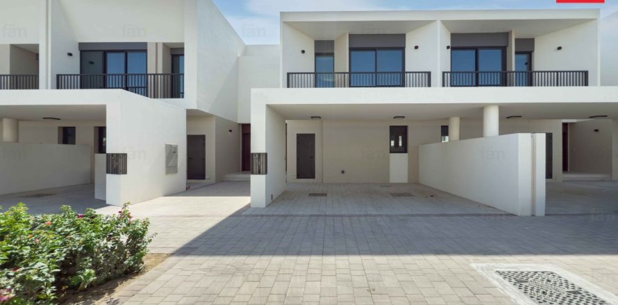 טאונהאוס ב Town Square, Dubai, איחוד האמירויות 3 חדרי שינה, 174.9 מ"ר מספר 645704