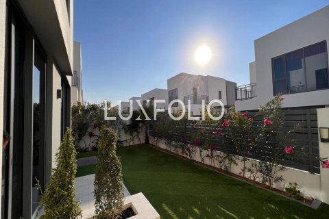 Vila v Dubai Hills Estate, Dubai, SAE 4 ložnice, 272 m² Č.: 628386 - fotografie 14