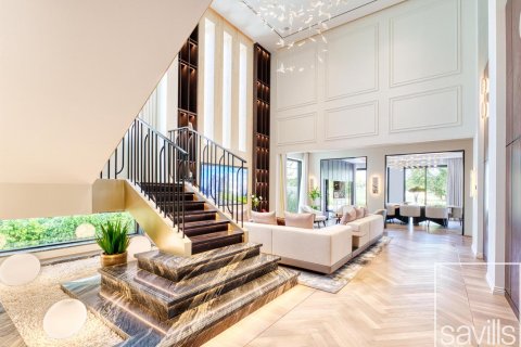 Villa en venta en Jumeirah Golf Estates, Dubai, EAU 5 dormitorios, 713 m2 № 646338 - foto 1