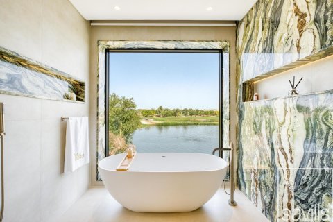 Willa na sprzedaż w Jumeirah Golf Estates, Dubai, ZEA 5 sypialnie, 713 mkw., nr 646338 - zdjęcie 3