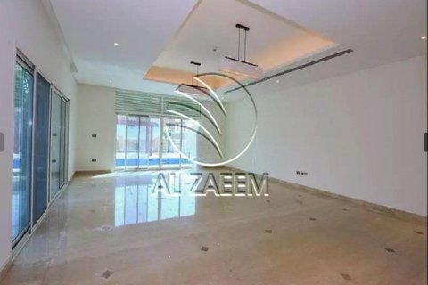 阿联酋 Abu Dhabi The Marina 待租 : 5 卧, 826 平方米 , 编号615574 - 照片 3