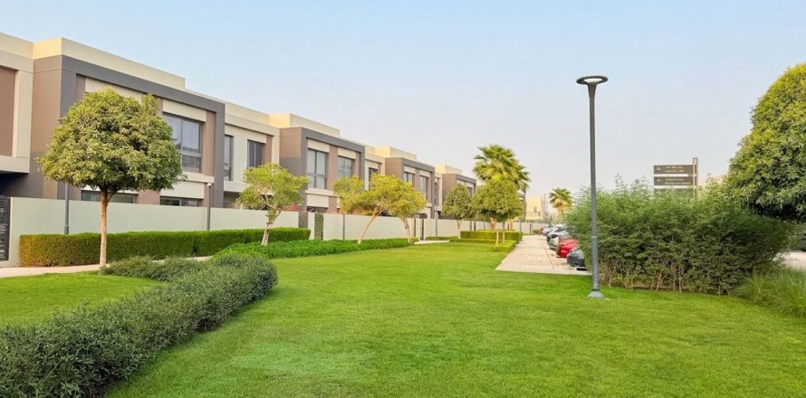 Vila v Dubai, SAE 3 spálne, 133.6 m2 č. 765941