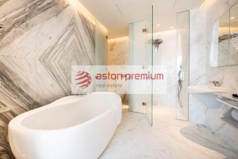 Apartament në Business Bay, Dubai, Emiratet e Bashkuara Arabe 1 dhomë gjumi, 97.6 m2. № 631617 - Foto 19