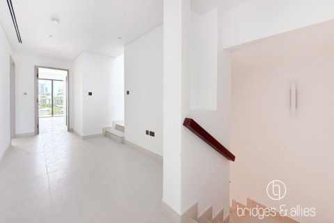 Vila v Dubai, SAE 4 ložnice, 316.9 m² Č.: 624668 - fotografie 9