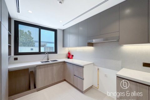 Vila v Dubai, SAE 4 ložnice, 316.9 m² Č.: 624668 - fotografie 7