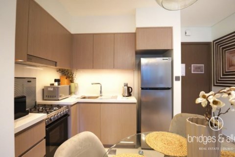 Apartmen di Downtown Dubai (Downtown Burj Dubai), UAE 1 bilik tidur, 61.4 meter persegi № 624667 - foto 6
