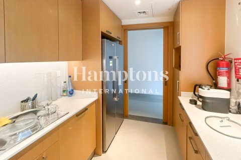 Apartment in Downtown Dubai (Downtown Burj Dubai), UAE 2 bedrooms, 155.98413700 sq.m. № 700275 - photo 22