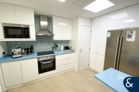 Leilighet til salgs i Jumeirah Beach Residence, Dubai, Emiratene 2 soverom, 120 kvm Nr. 667794 - Foto 11