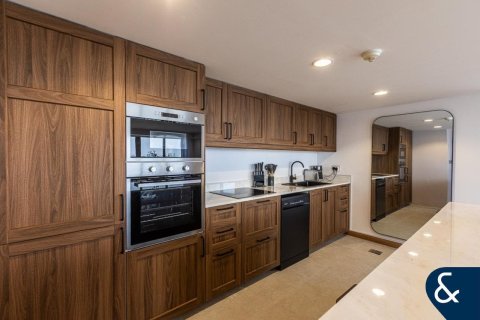 Tvåvåningshus till försäljning i Jumeirah Beach Residence, Dubai, UAE 3 sovrum, 206 kvm Nr. 667790 - fotografi 12