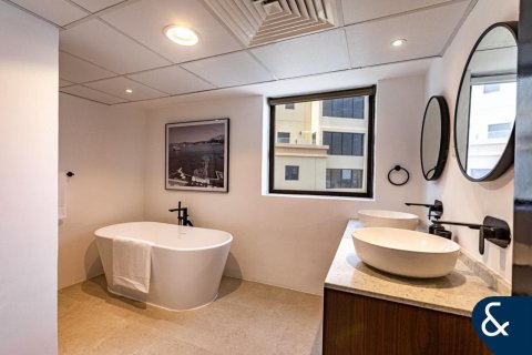 Tvåvåningshus till försäljning i Jumeirah Beach Residence, Dubai, UAE 3 sovrum, 206 kvm Nr. 667790 - fotografi 13