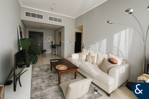 Lägenhet till försäljning i Dubai Marina, Dubai, UAE 2 sovrum, 99 kvm Nr. 667793 - fotografi 1