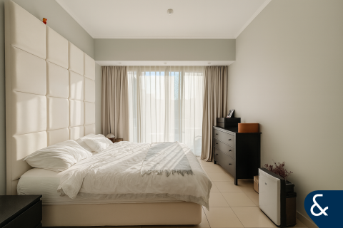 Lägenhet till försäljning i Dubai Marina, Dubai, UAE 2 sovrum, 99 kvm Nr. 667793 - fotografi 8