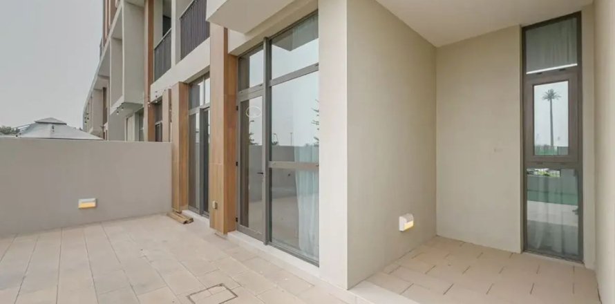 Διαμέρισμα σε Dubai, ΗΑΕ 2 υπνοδωμάτια, 180.5 τ.μ. Αρ. 725838