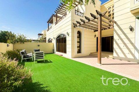Városi lakóépület itt: Mudon, Dubai, EAE, 4 hálószoba, 369.48 m², azonosító: 741150