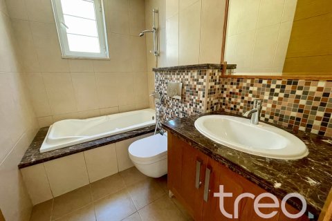 Villa in Jumeirah Park, Dubai, UAE 3 bedrooms, 284.56 sq.m. № 741145 - photo 20