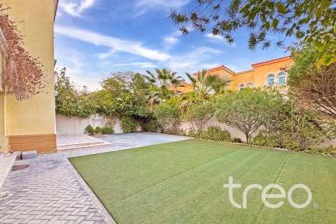 Villa in Jumeirah Park, Dubai, UAE 3 bedrooms, 284.56 sq.m. № 741145 - photo 25