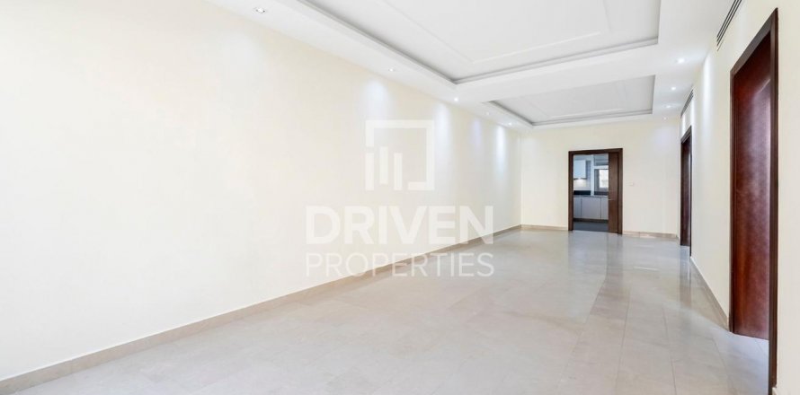 Shtëpi në qytet në Jumeirah Village Circle, Dubai, Emiratet e Bashkuara Arabe 4 dhoma gjumi, 198 m2. № 603415