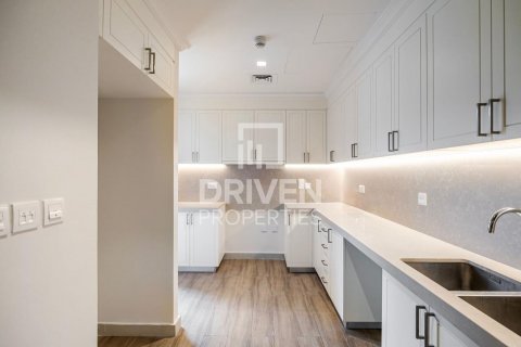 Vila v Jumeirah, Dubai, SAE 4 ložnice, 446 m² Č.: 603421 - fotografie 3