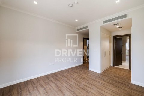 Vila v Jumeirah, Dubai, SAE 4 ložnice, 446 m² Č.: 603421 - fotografie 9