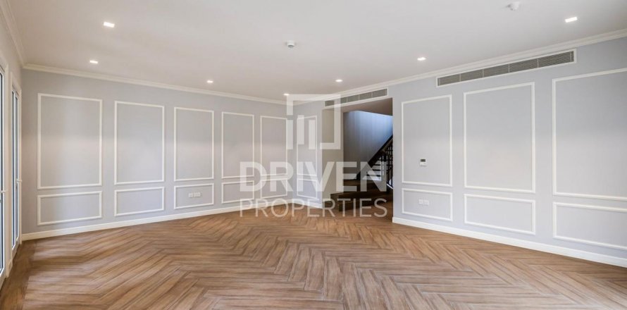 Vila v Jumeirah, Dubai, SAE 4 ložnice, 446 m² Č.: 603421