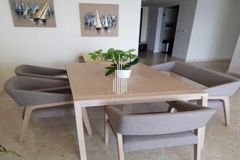 Apartment in Al Reem Island, Abu Dhabi, UAE 1 bedroom, 106.8 sq.m. № 557645 - photo 9